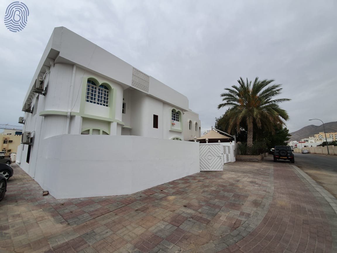 Quality Stand-Alone villa for RENT in Al-Khuwair